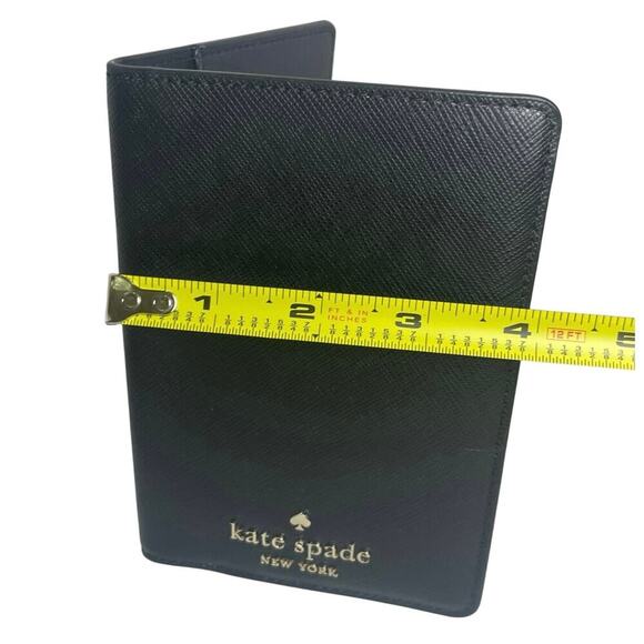 KATE SPADE PASSPORT WALLET SAFFIANO LEATHER BLACK CARDS HOLDER VERSATILE CHIC - Picture 2 of 13